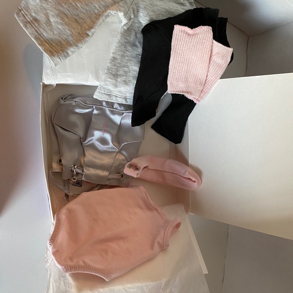 American Girl Two-in-one Balerina set partial incomplete - Picture 2 of 10